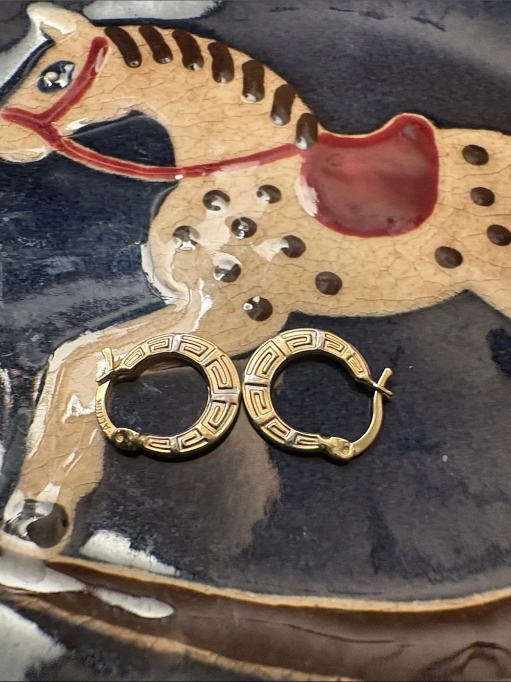 10 K  gold Greek Key Hoop earrings